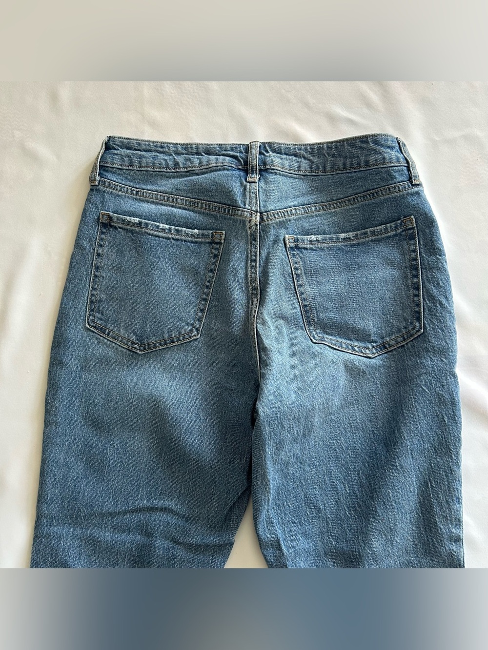 EUC Old Navy Sz 10 OG Straight Leg High Rise Jeans Medium Wash Denim 88% Cotton - Picture 7 of 7